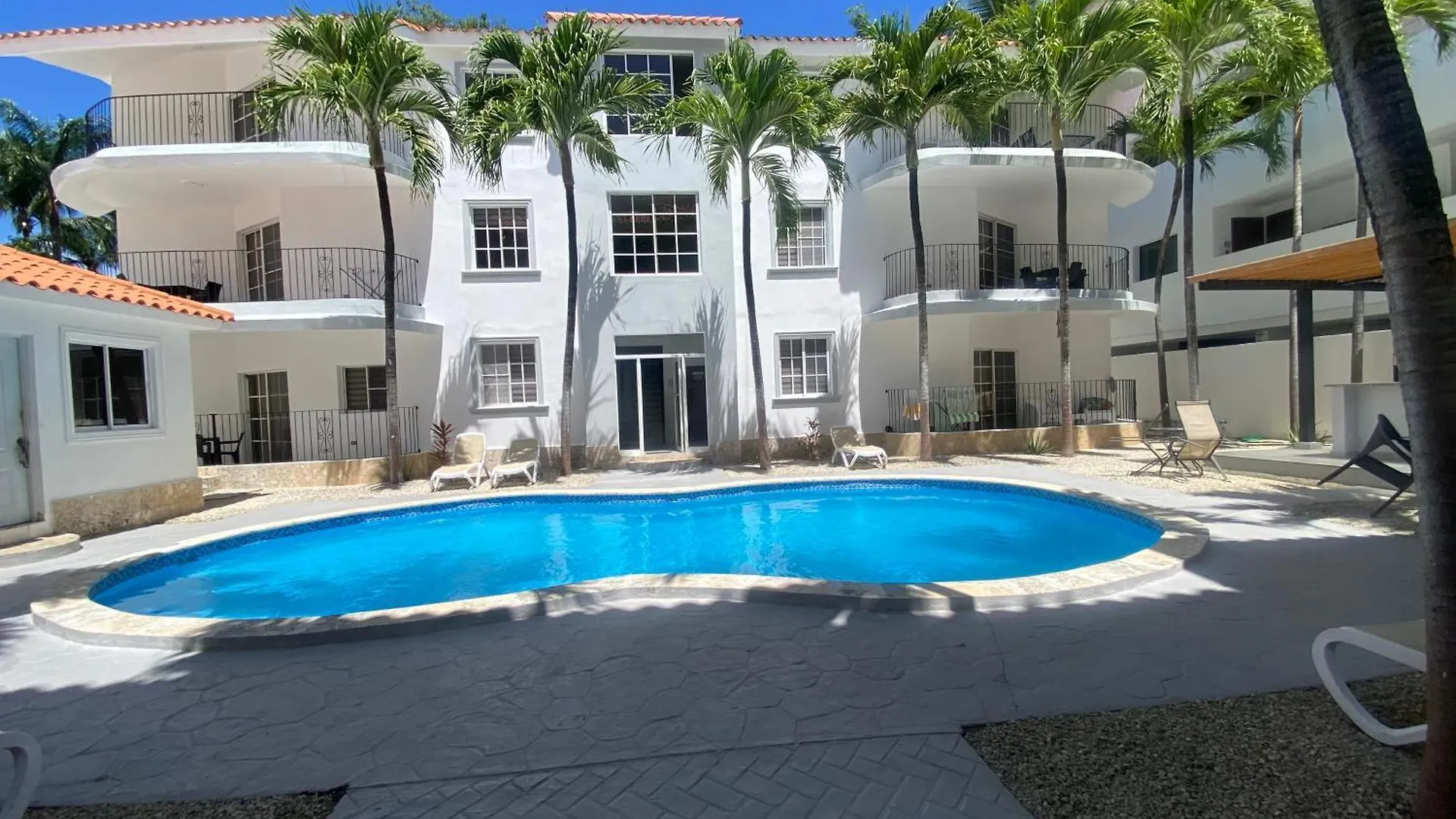 Bavareto Pool Beach Los Corales Rd Punta Cana Dominican Republic