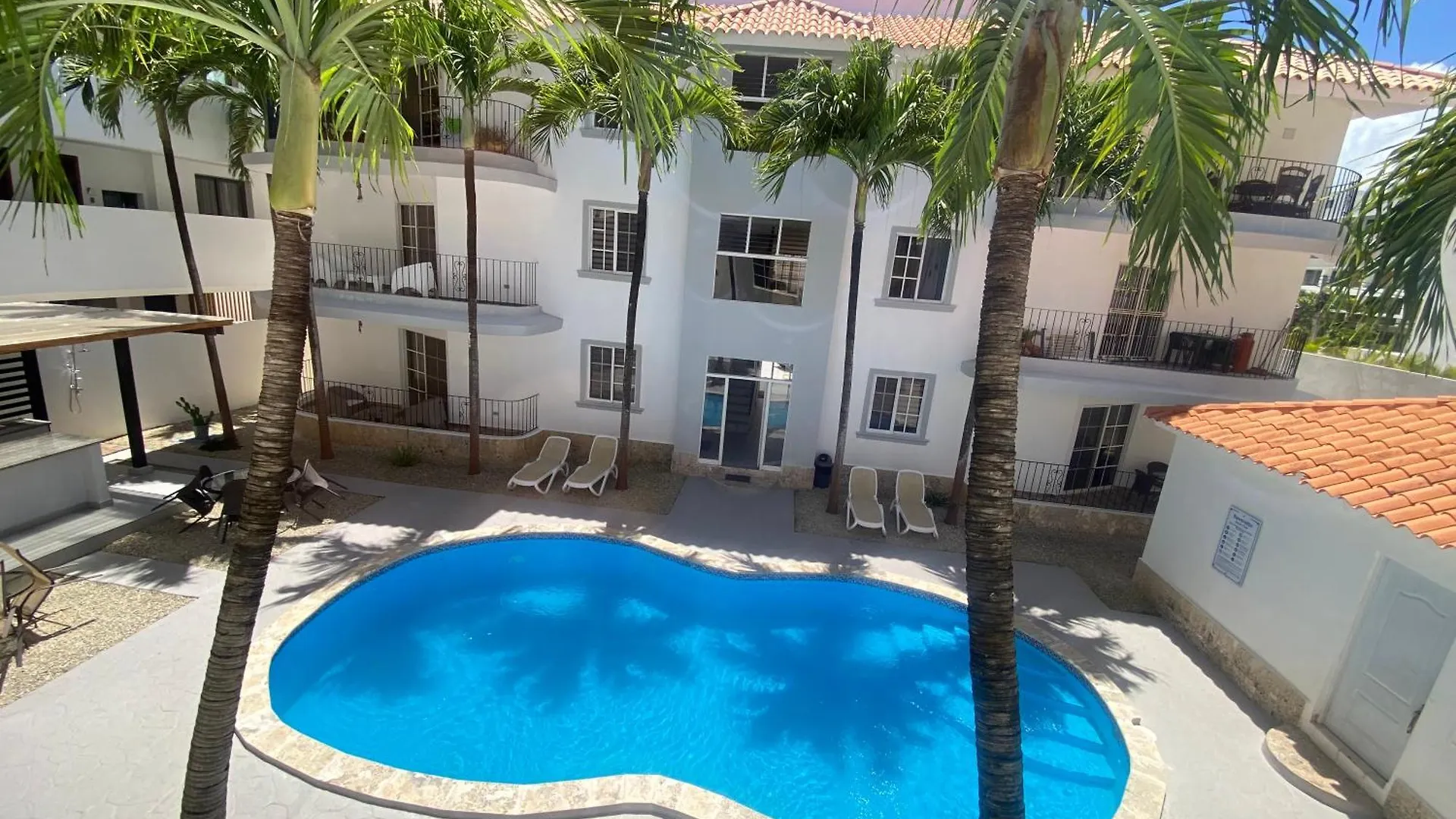 Bavareto Pool Beach Los Corales Rd Punta Cana
